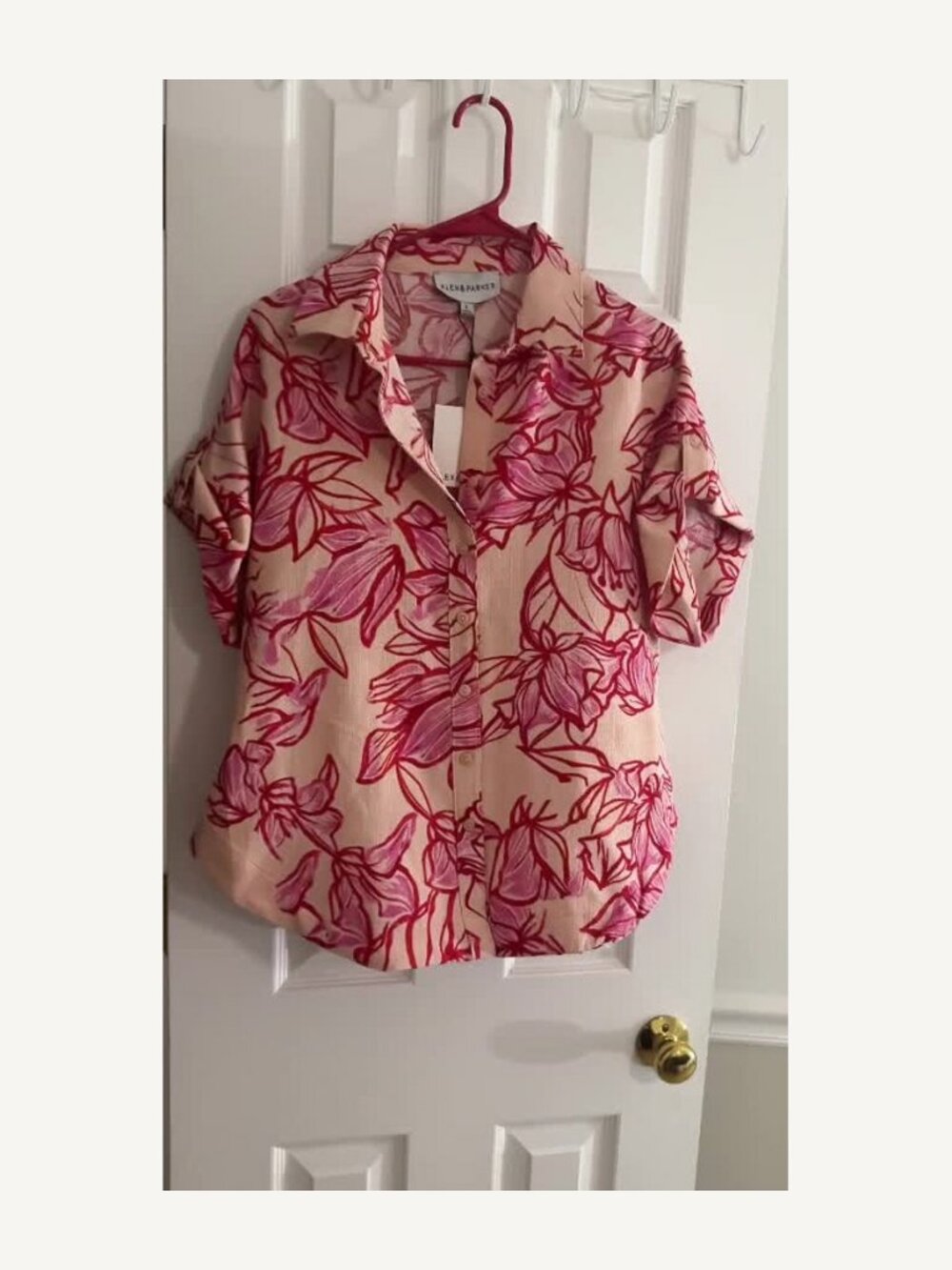 Alex & Parker Pink Floral Button Up Blouse L NWT